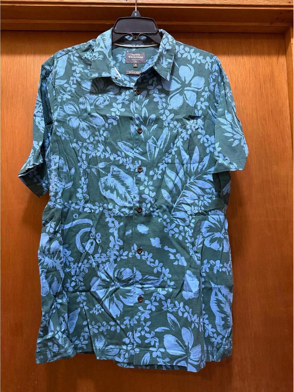 Quiksilver Waterman regular fit Hawaiian shirt, size Medium